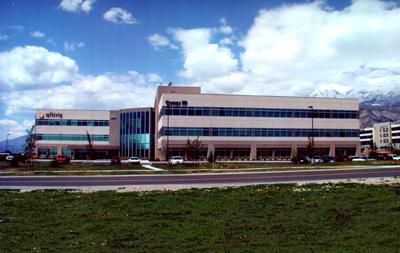 Canopy III - Lineo Office Building
